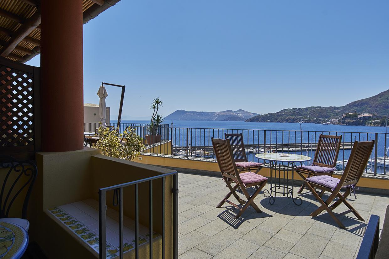 Hotel A Pinnata Lipari  Bagian luar foto